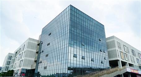 職教園文化藝術(shù)中心工程迎來(lái)國(guó)家裝飾獎(jiǎng)專(zhuān)家組復(fù)檢