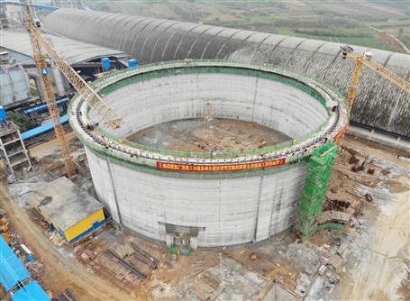 魚峰水泥技改項(xiàng)目：10天建成內(nèi)徑70米高23米的大型筒倉(cāng)