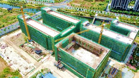 【奮戰(zhàn)三季度 打贏攻堅(jiān)戰(zhàn)】柳州市明德小學(xué)2#、3#教學(xué)樓主體結(jié)構(gòu)通過(guò)驗(yàn)收